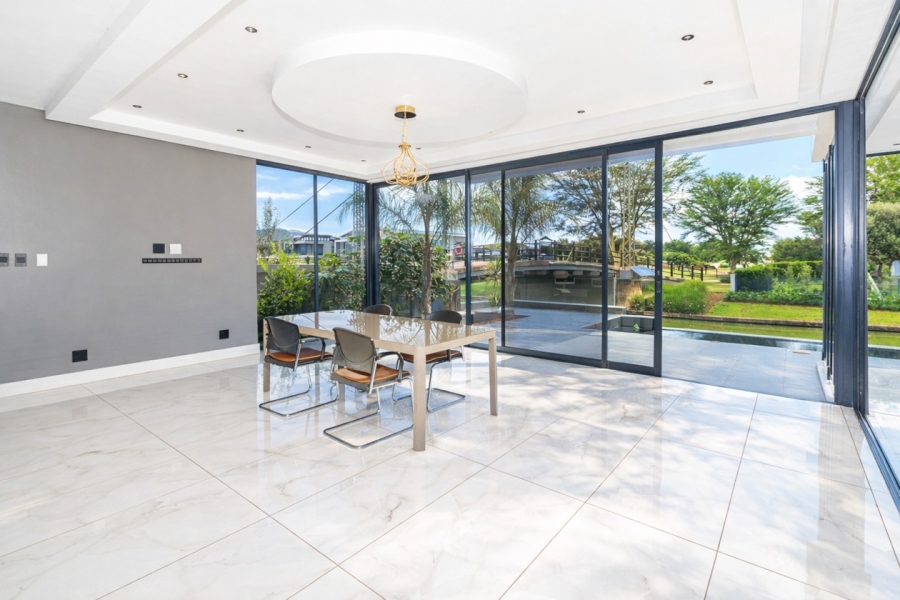 6 Bedroom Property for Sale in The Islands Estates North West